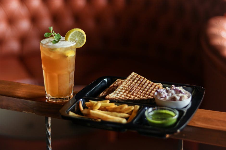 Grillet fersken-iste med mynte og sitron