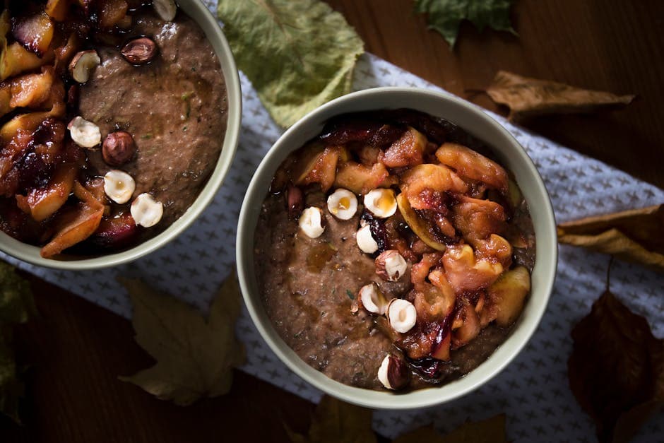 Ristede frukter med kanel- og rødvinsglasur og sprø mandler