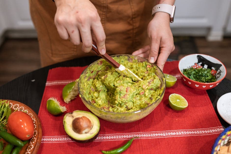 Ranch Guacamole med tomater og urter