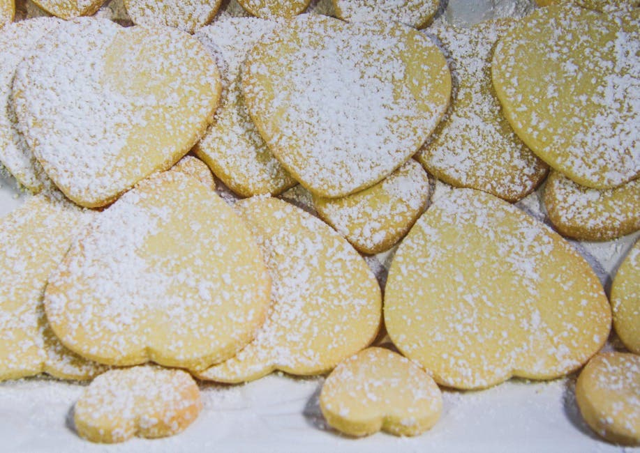 Søte kjeks med appelsin- og kanelglasur