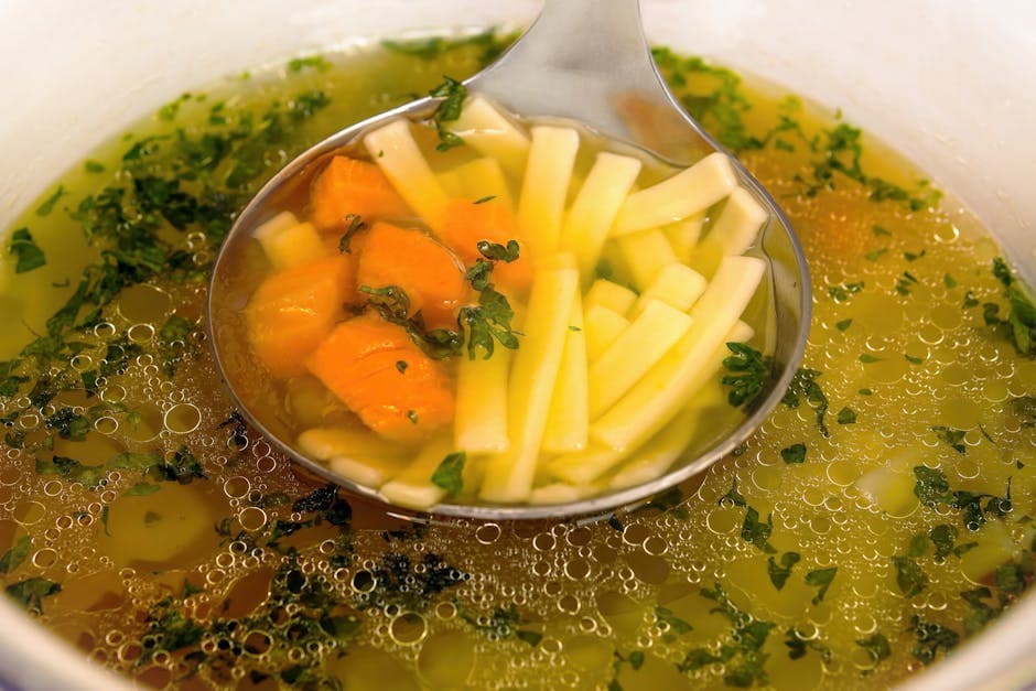 Langtidskokt minestronesuppe med pesto