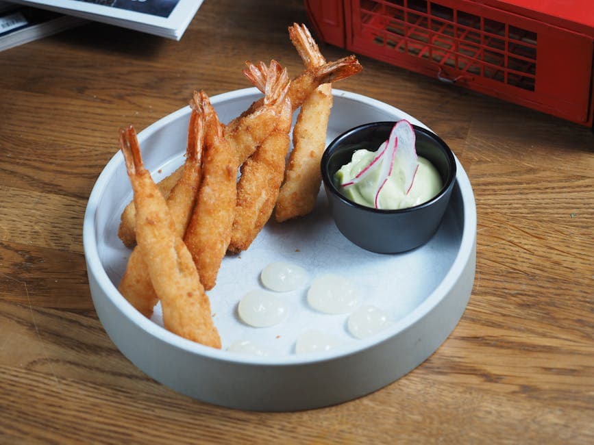 Sprø reker med ølpanering og basilikum