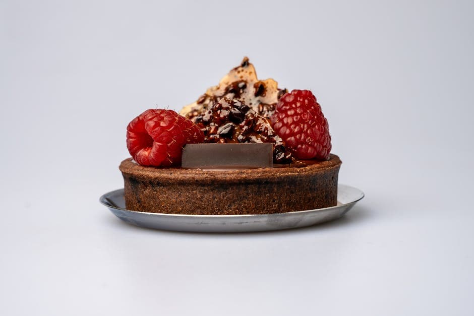 Sjokolademoussetårte med mandelpralin