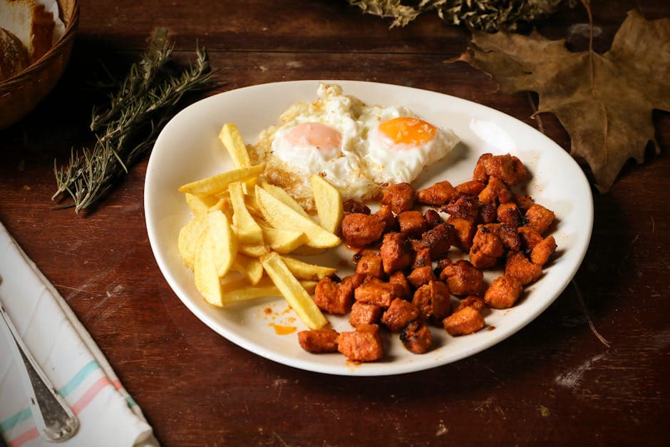 Deconstructed søtpotet-hash med speilegg