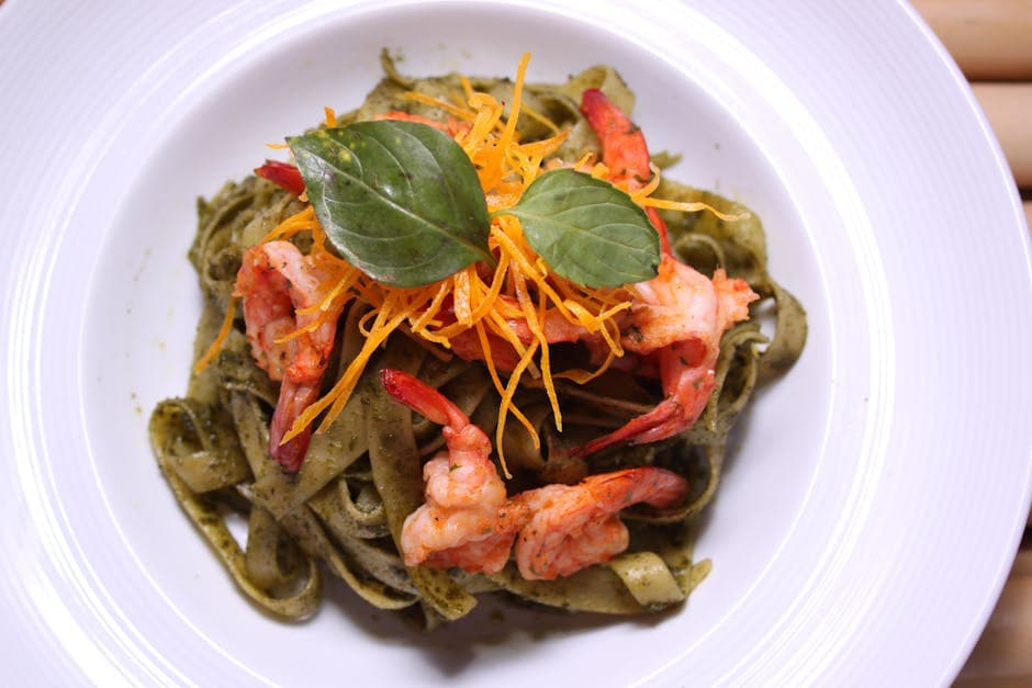 Oliven- og persillepesto med reker og selleri