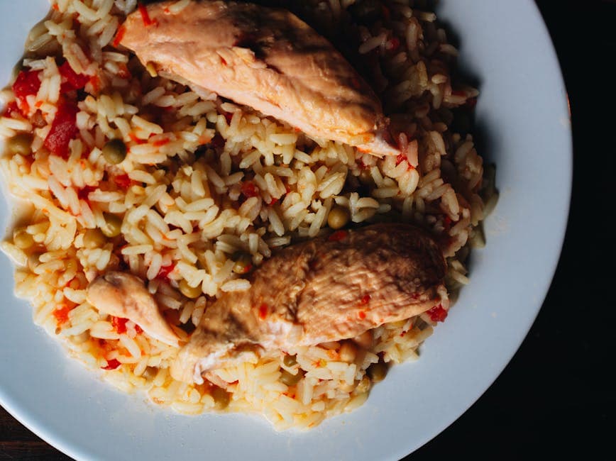 Kylling med chorizo, ovnsbakt paprika og ertestuing