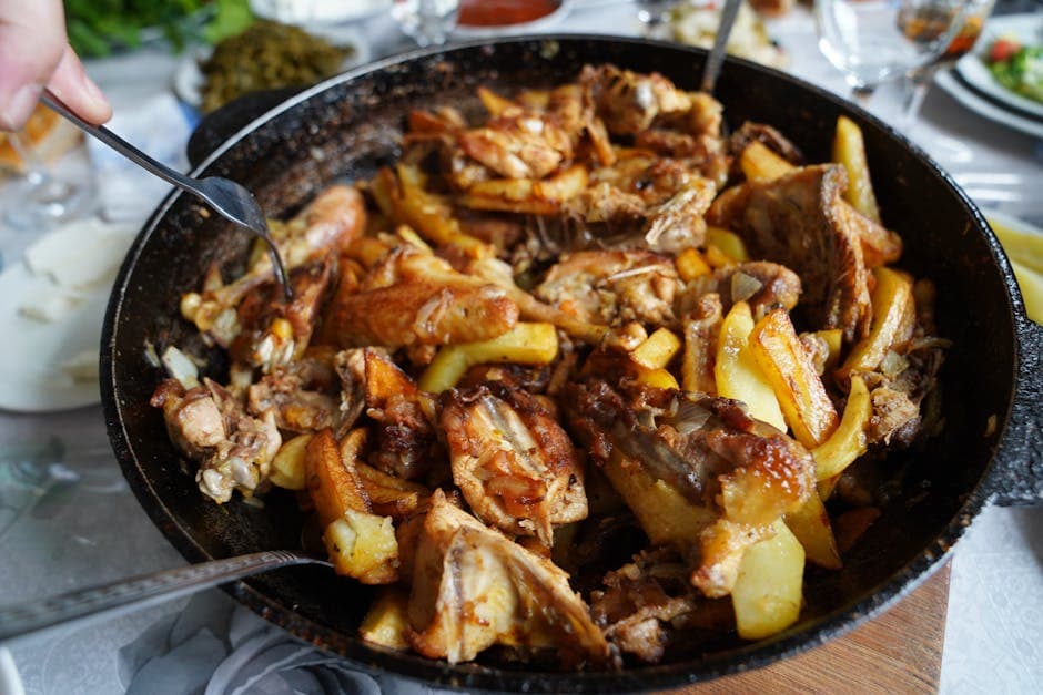 Saltstekt kyllinghash med poteter og paprika