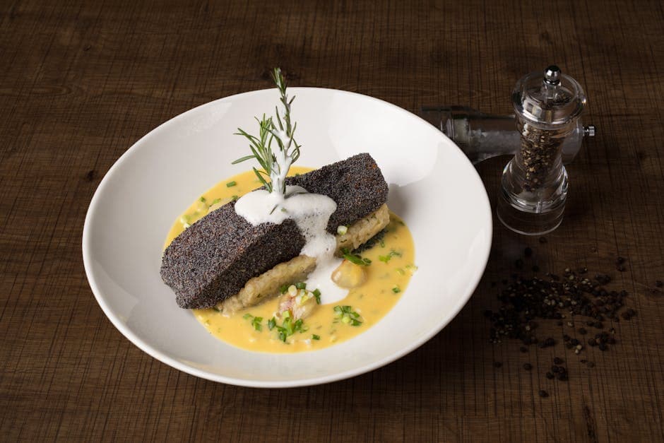 Havabbor med urter og soltørket tomat- og chardonnay-saus