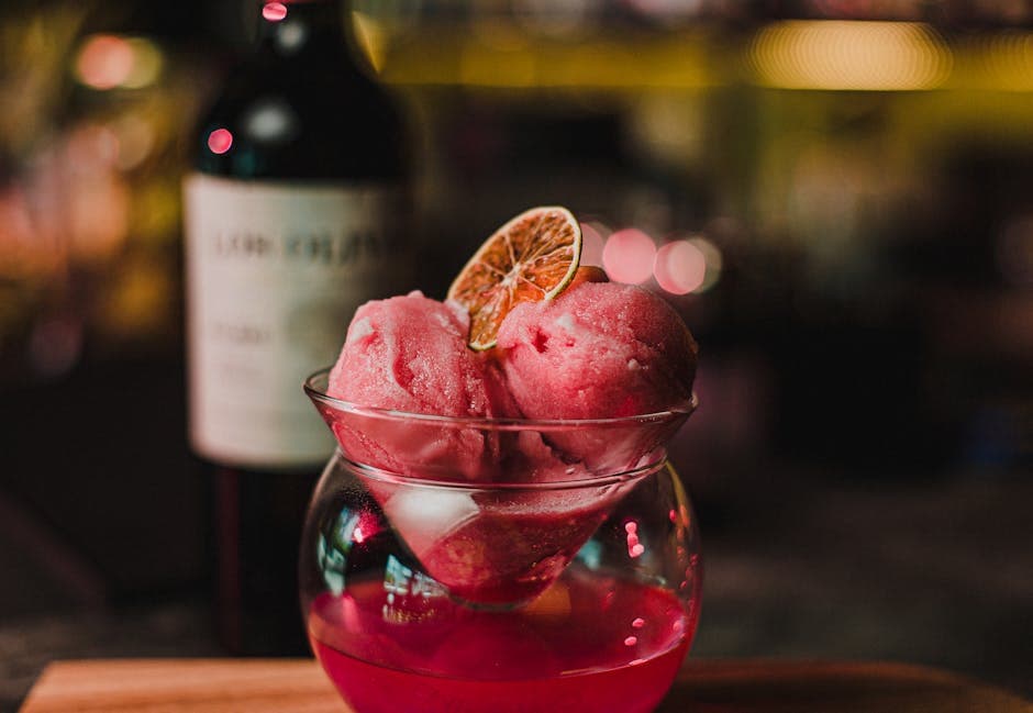 Forfriskende sommersorbet med bær og frukt