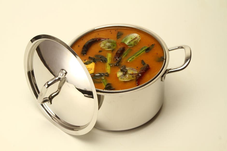 Krydret indisk Sambar med linser og grønnsaker