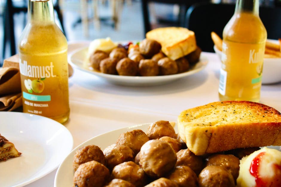 Svenske kjøttboller med kardemomme i kremet saus