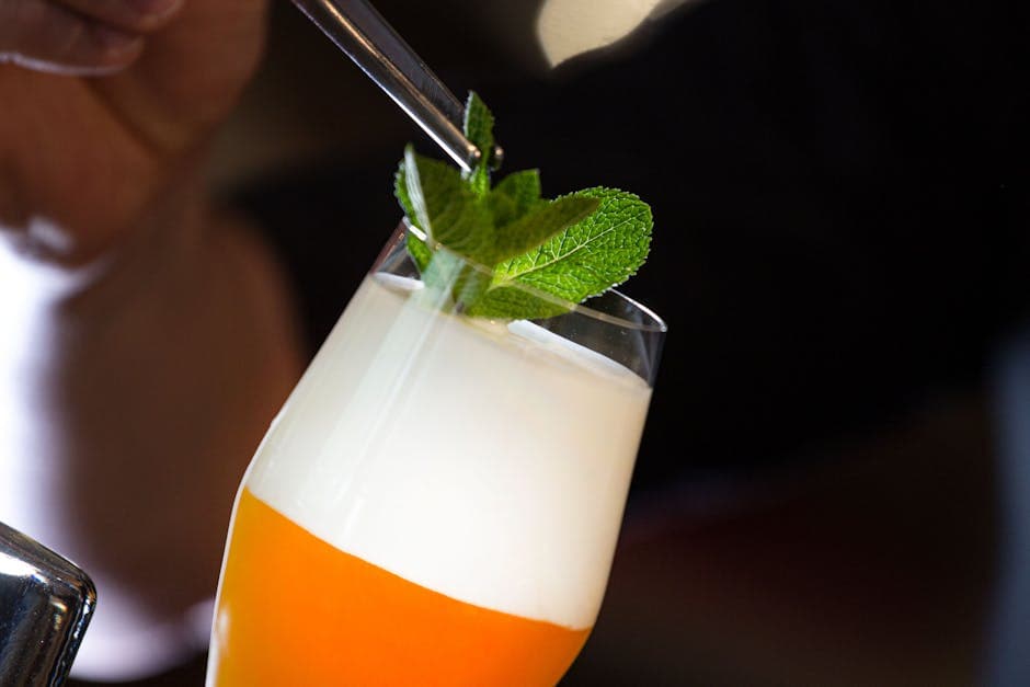 Fancy Farmer's Cocktail med fersken og mynte