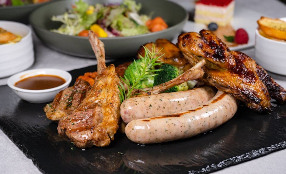 Lammefilet med pølse- og myntecouscous og persillejus