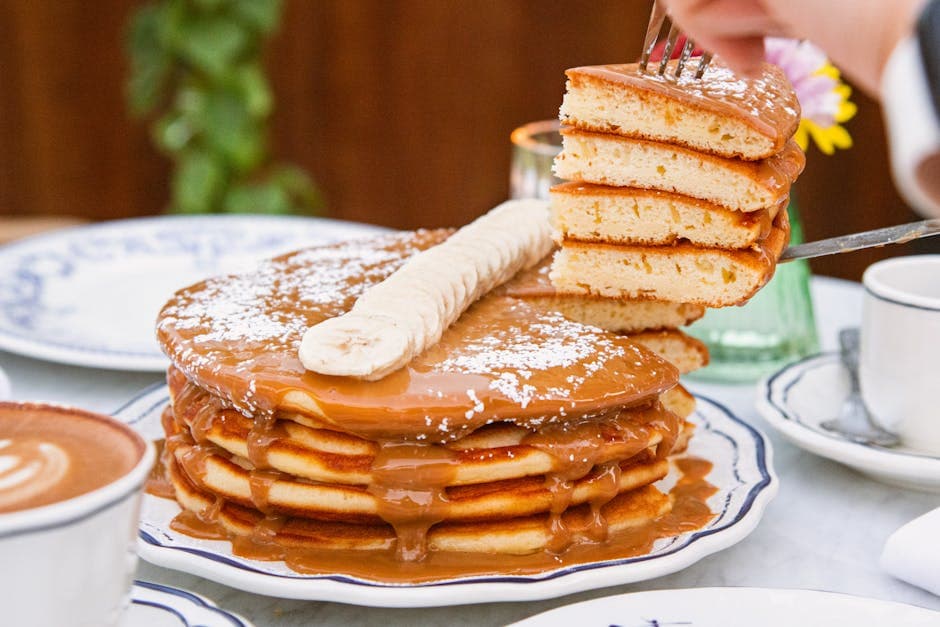 Bananpannekaker med karamell-banan-sirup