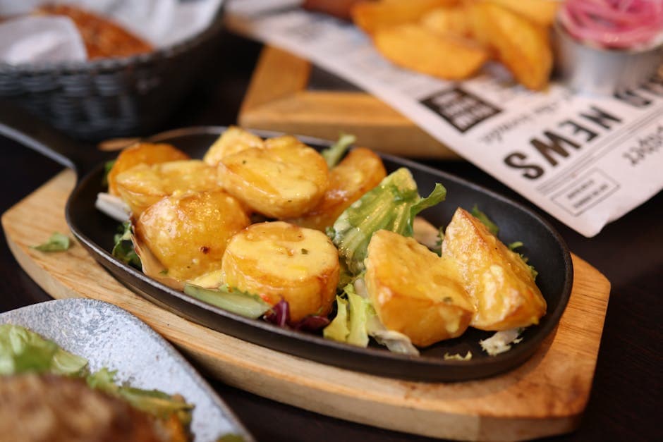 Ovnsbakte potetskiver med lime og chili