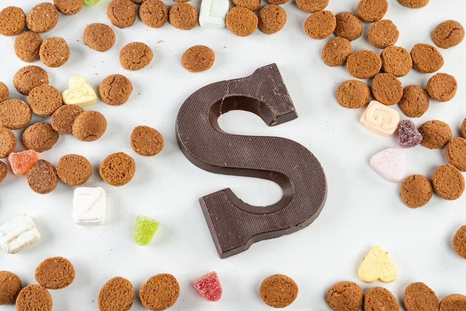 Pepperkakebokstaver med hvit sjokolade