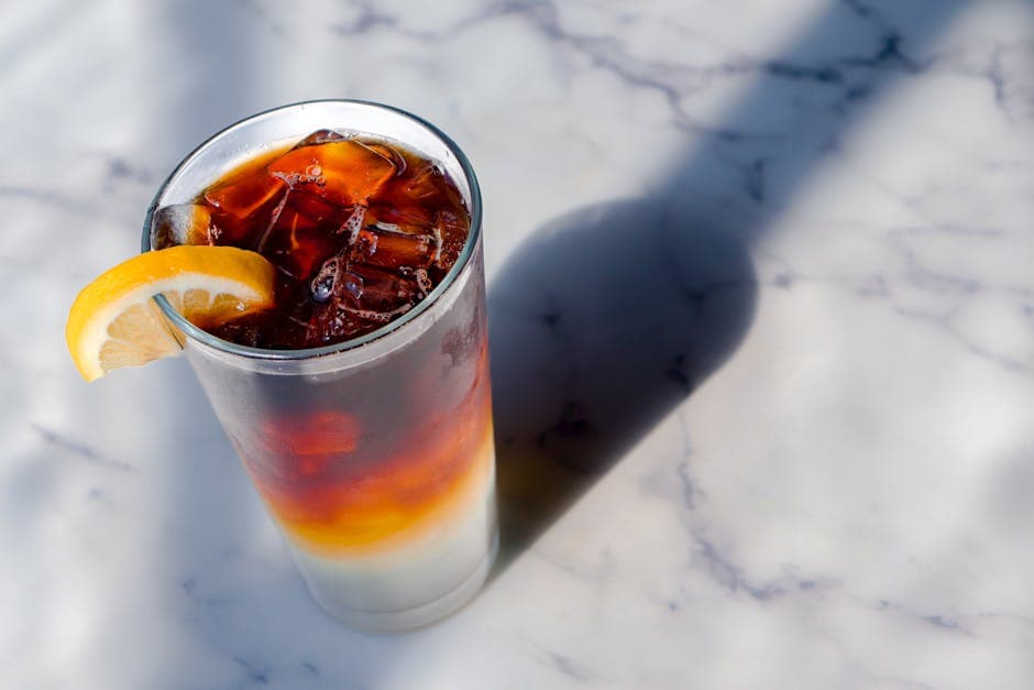 Søt iste med vodka og limonade